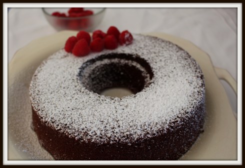 Easy chocolate cake - The Hungry Mum