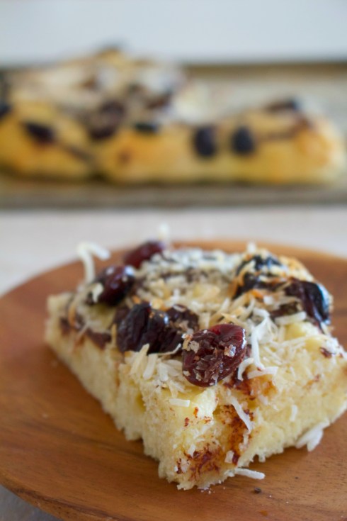 easy scone tray bake - The Hungry Mum