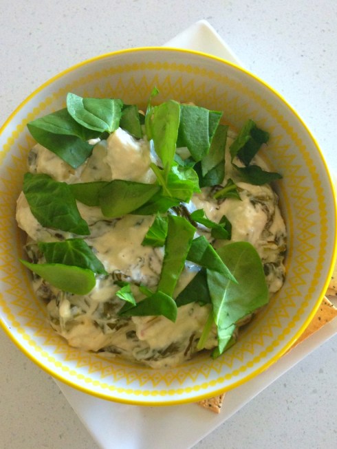 Cheese spinach slow cooker dip - The Hungry Mum