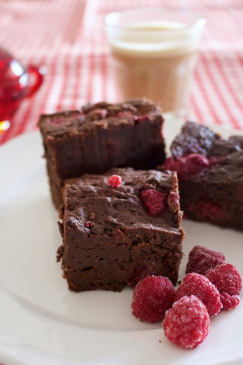 dark-chocolate-raspberry-brownies