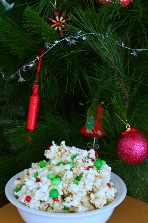 sweet-and-salty-christmas-popcorn